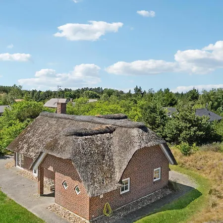 4 Bedroom Gorgeous In Romo *